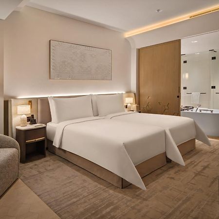 Palace Dubai Creek Harbour Extérieur photo Deluxe Room