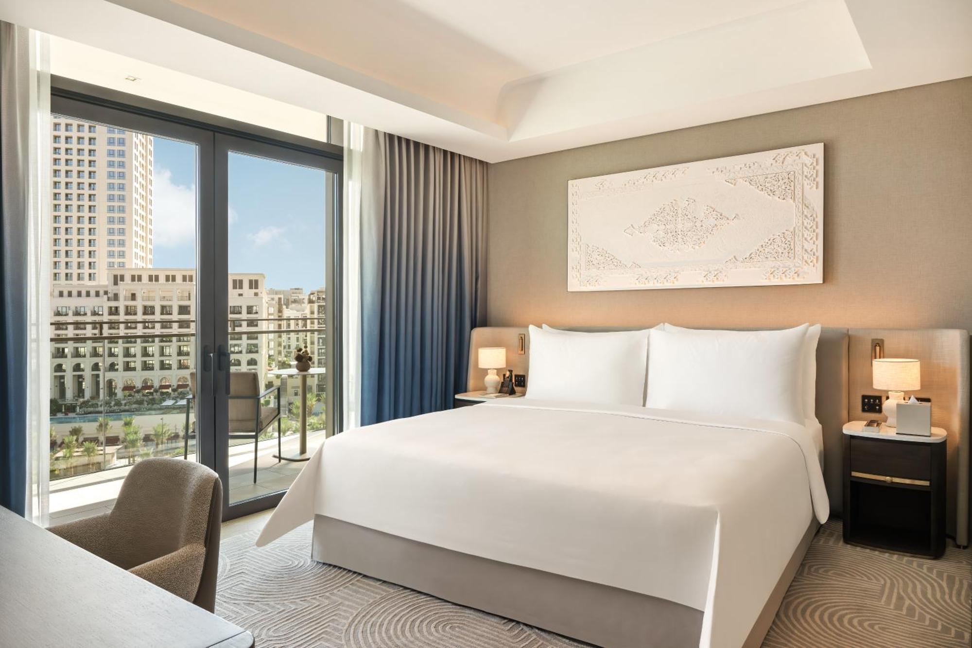 Palace Dubai Creek Harbour Extérieur photo A bedroom at the hotel